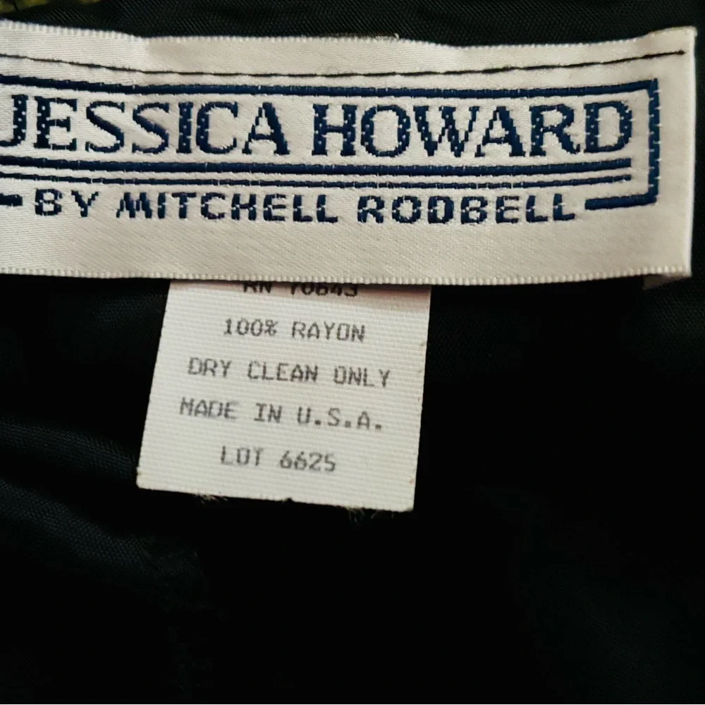 Vintage Jessica Howard Sz 6 One Shoulder Red Satin Bow and Black Velvet Dress - Picture 11 of 16